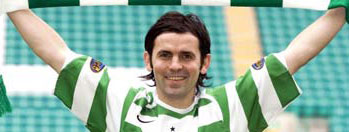 Paul Hartley signs for Celtic