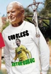 Pope John Paul II shockingly displays an Artur Boruc t-shirt! Pope John Paul II shockingly displays an Artur Boruc t-shirt!